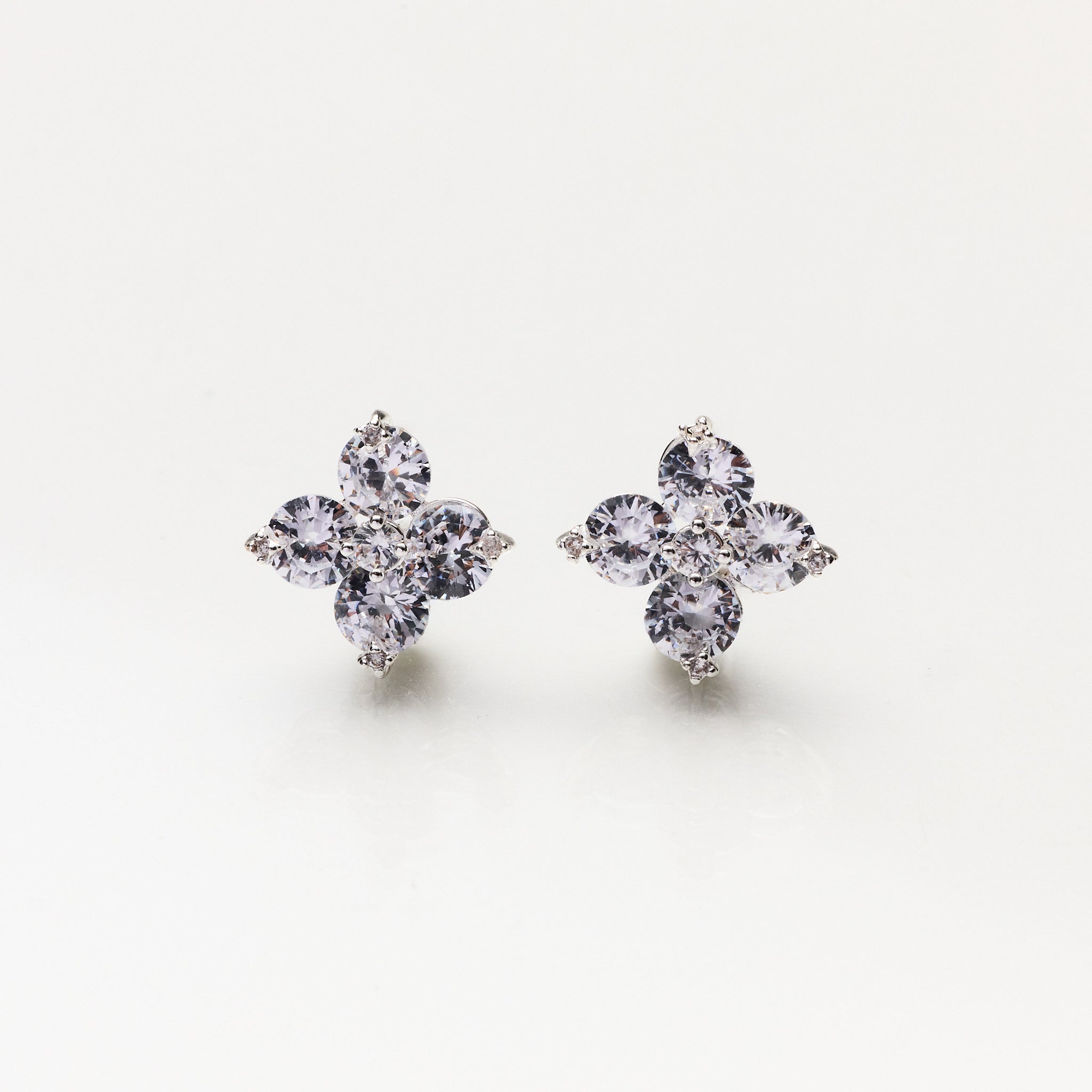 Lara & Ela | Star Light Star Bright Silver Earrings - Lara & Ela