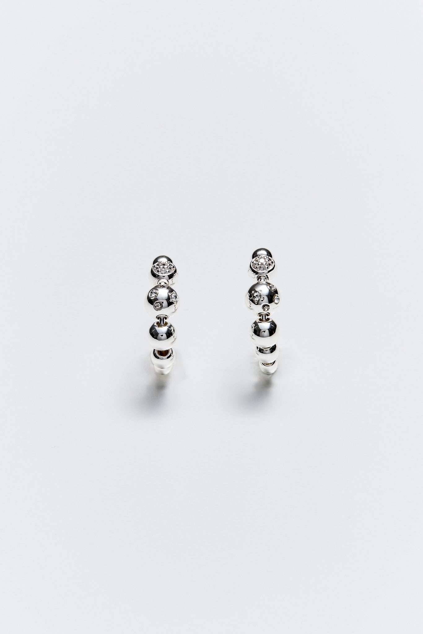 Lara & Ela | Don't Be A Stranger Earrings - Lara & Ela