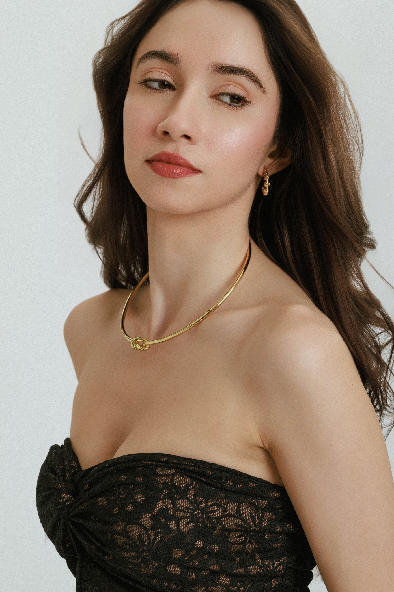 Lara & Ela | Don't Be A Stranger Earrings - Lara & Ela