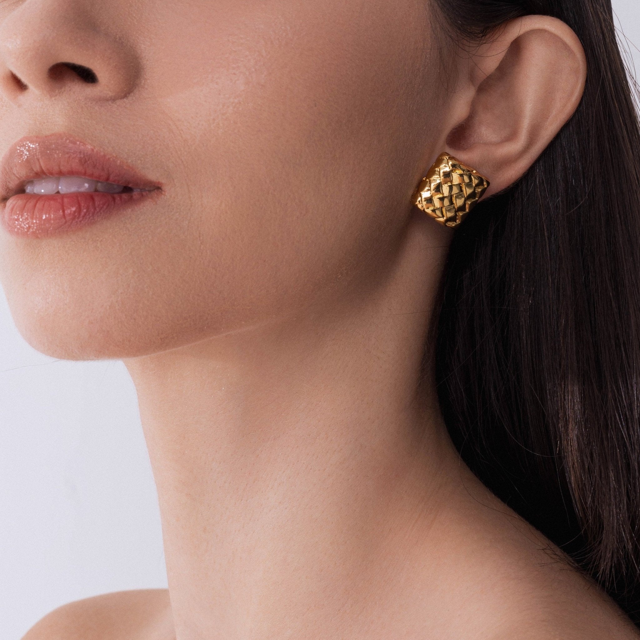 Lara & Ela | Toronto Gold Earrings - Lara & Ela