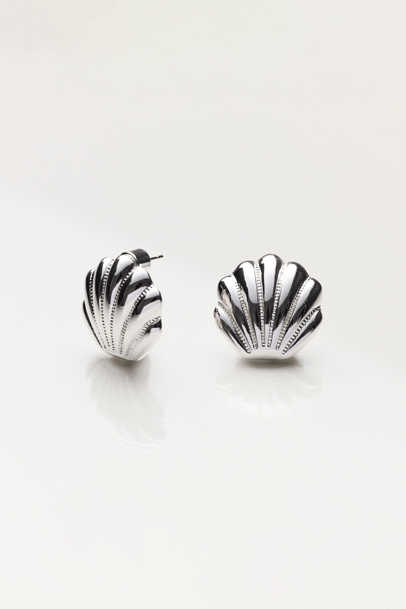 Lara & Ela | Wave Whisperer Earrings - Lara & Ela