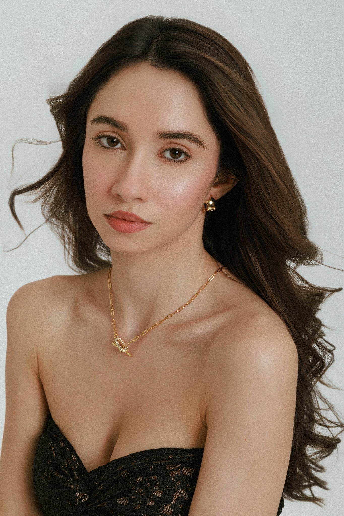 Lara & Ela | What The World Needs Now Necklace - Lara & Ela