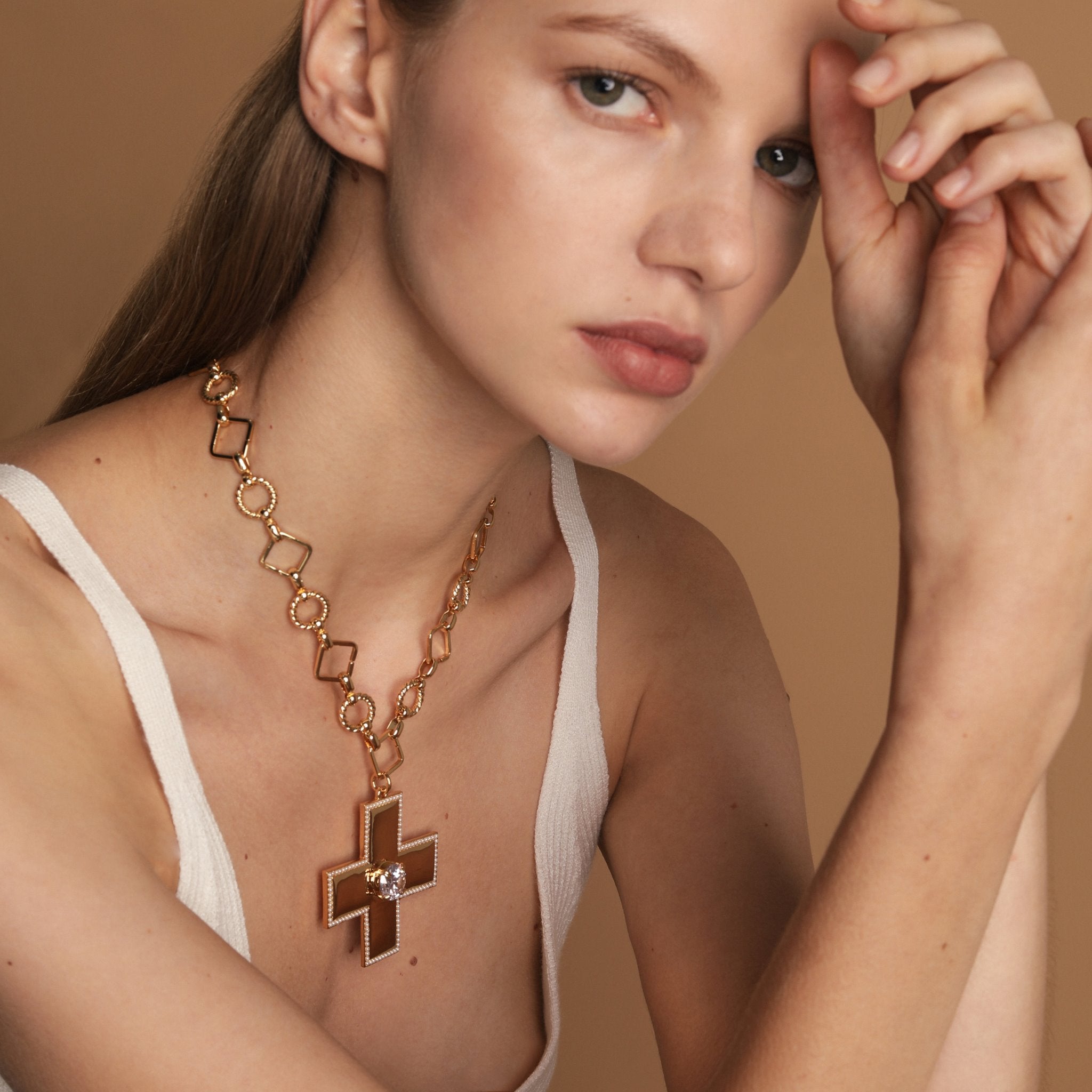 Lara & Ela | Victoria Crystal Clear Gold Necklace - Lara & Ela