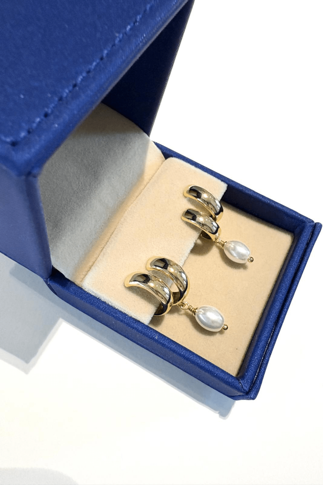 Lara & Ela | Praise The Lord Earrings - Lara & Ela