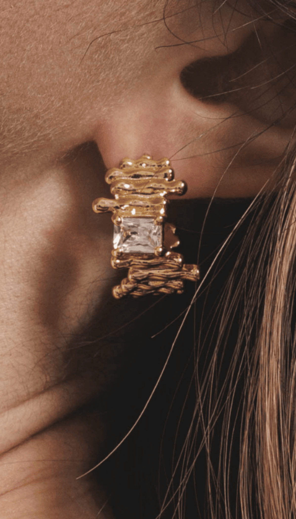 Lara & Ela | Daisy Gold Earrings - Lara & Ela