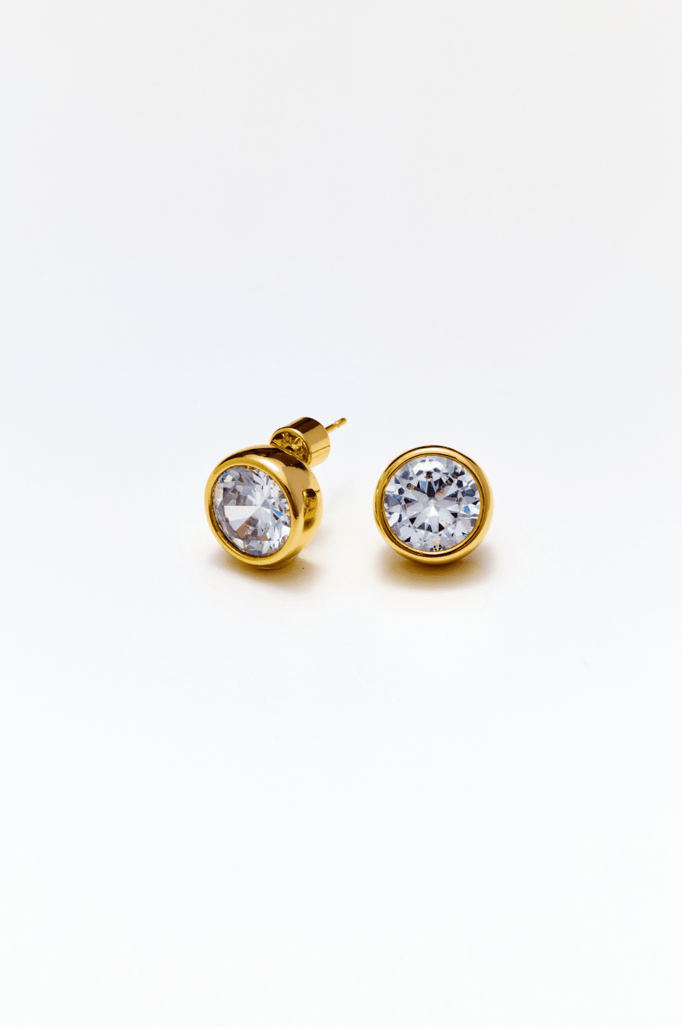 Lara & Ela | She's A Knockout Earrings - Lara & Ela