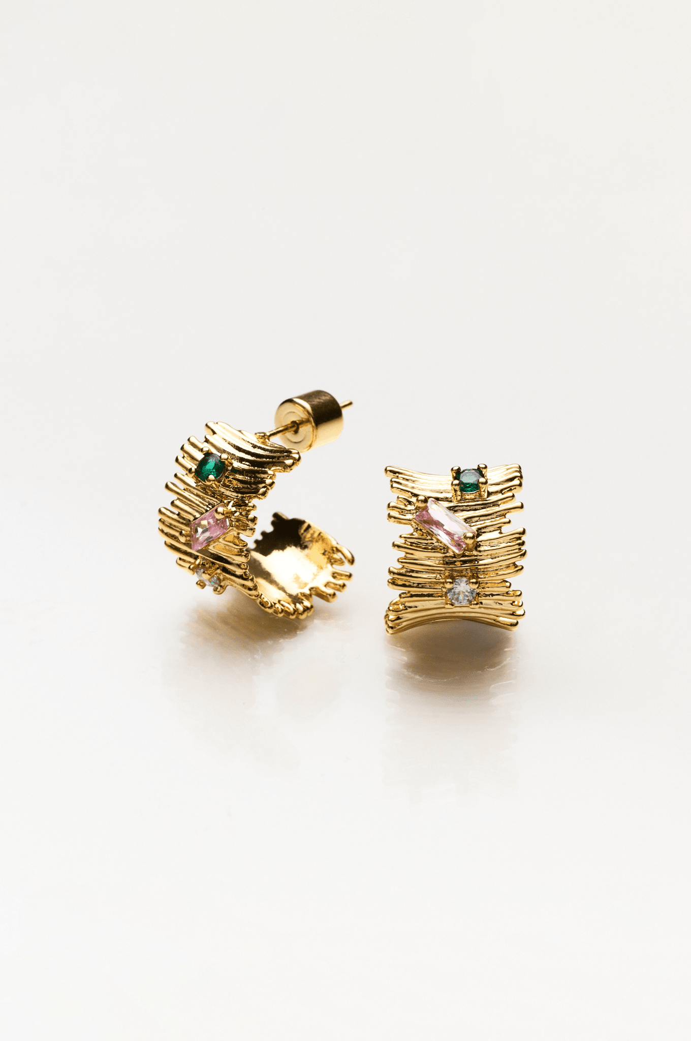Lara & Ela | Cosmo Please Gold Earrings