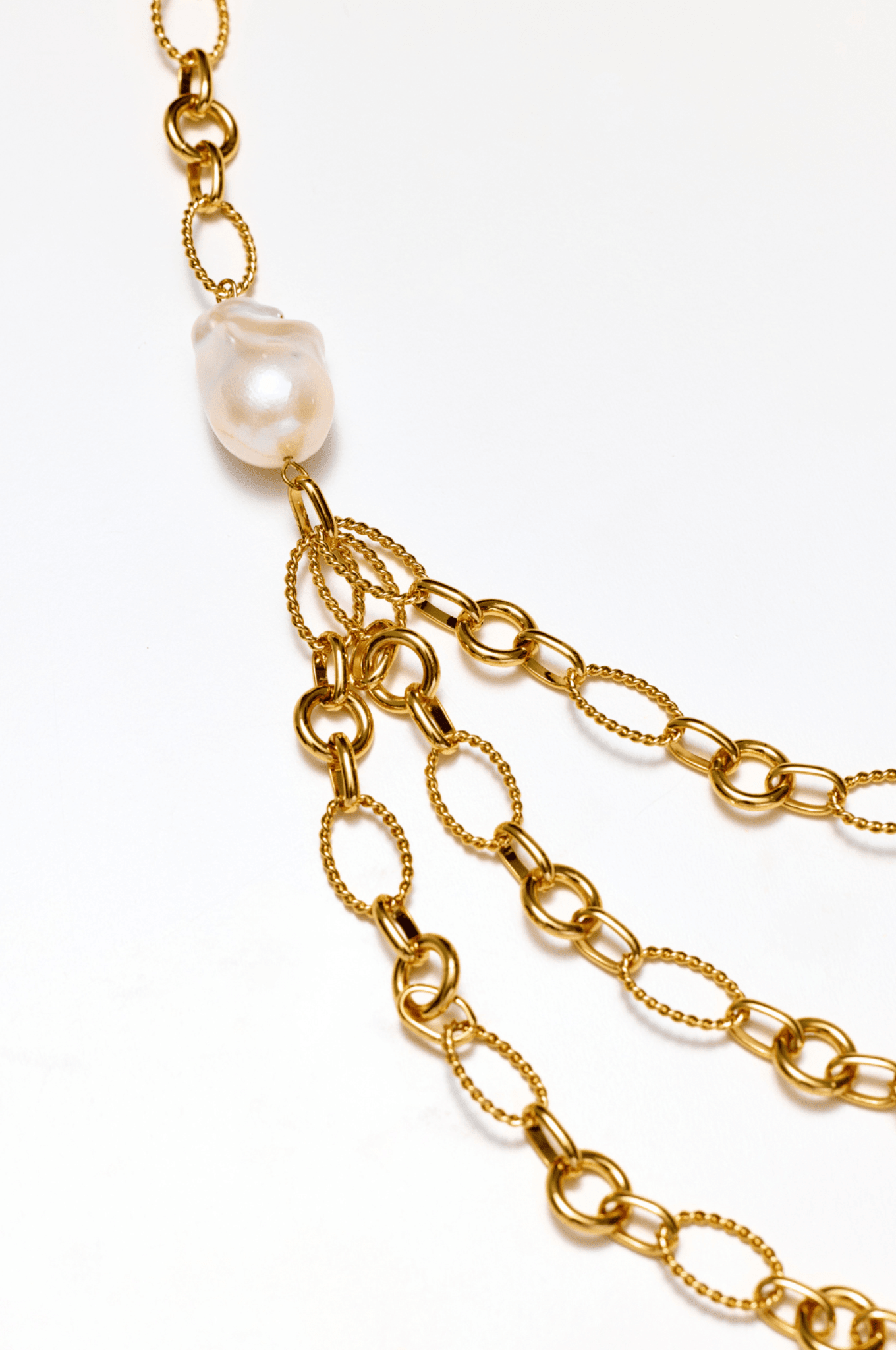 Lara & Ela | Lana Gold Necklace - Lara & Ela