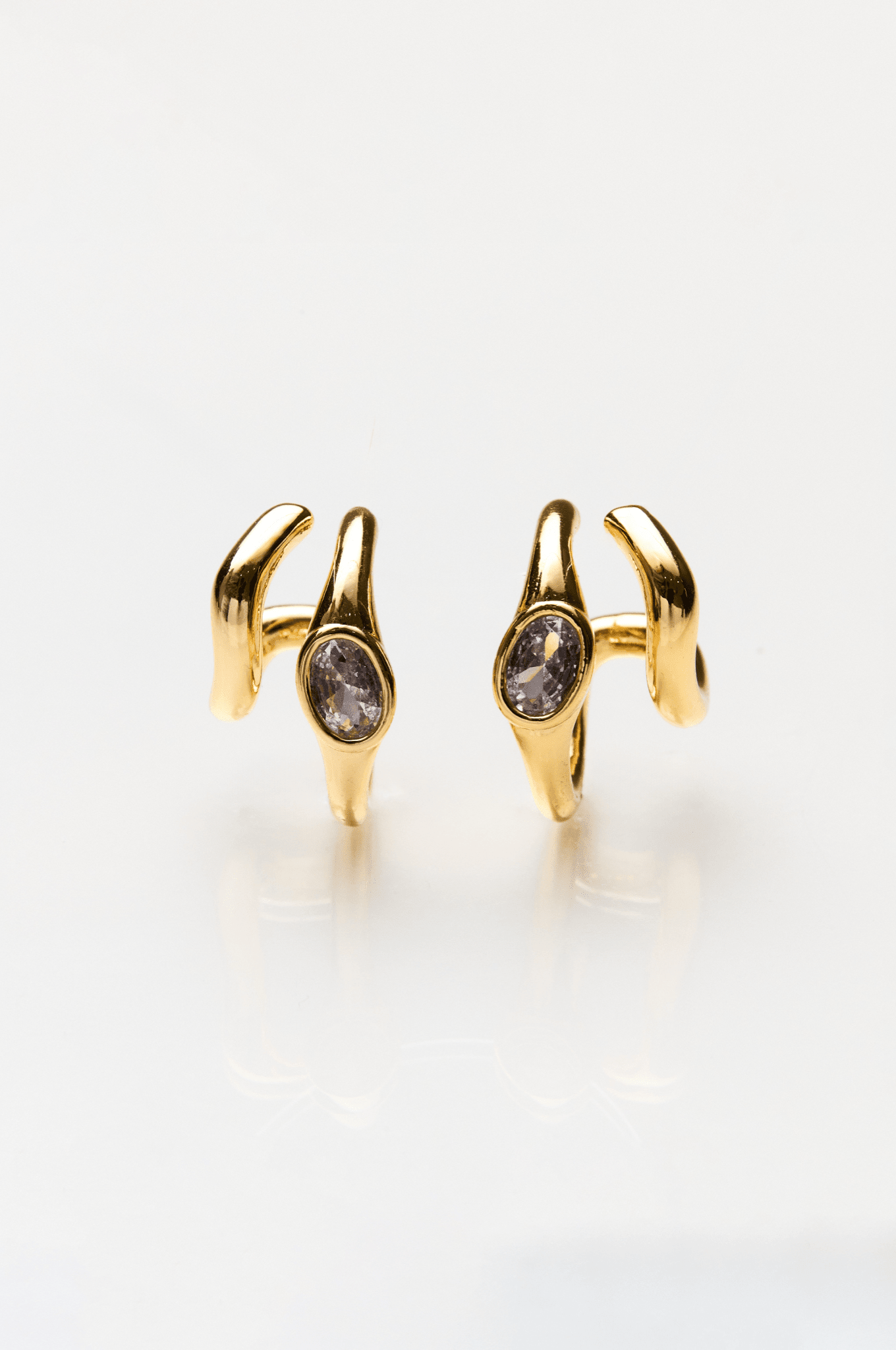 Lara & Ela I Hugs Earrings - Lara & Ela