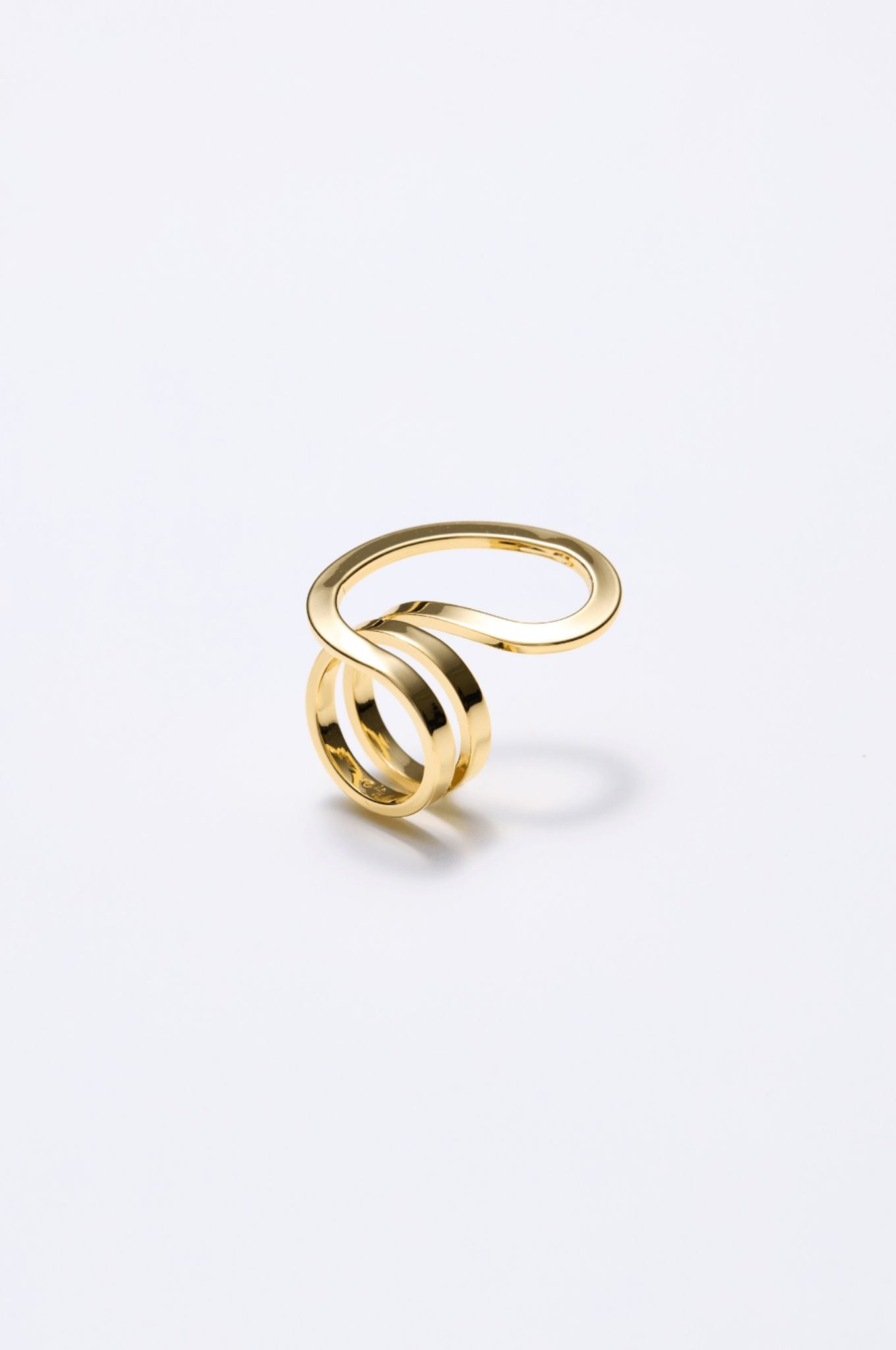 Lara & Ela | Keisha Too Ring - Lara & Ela