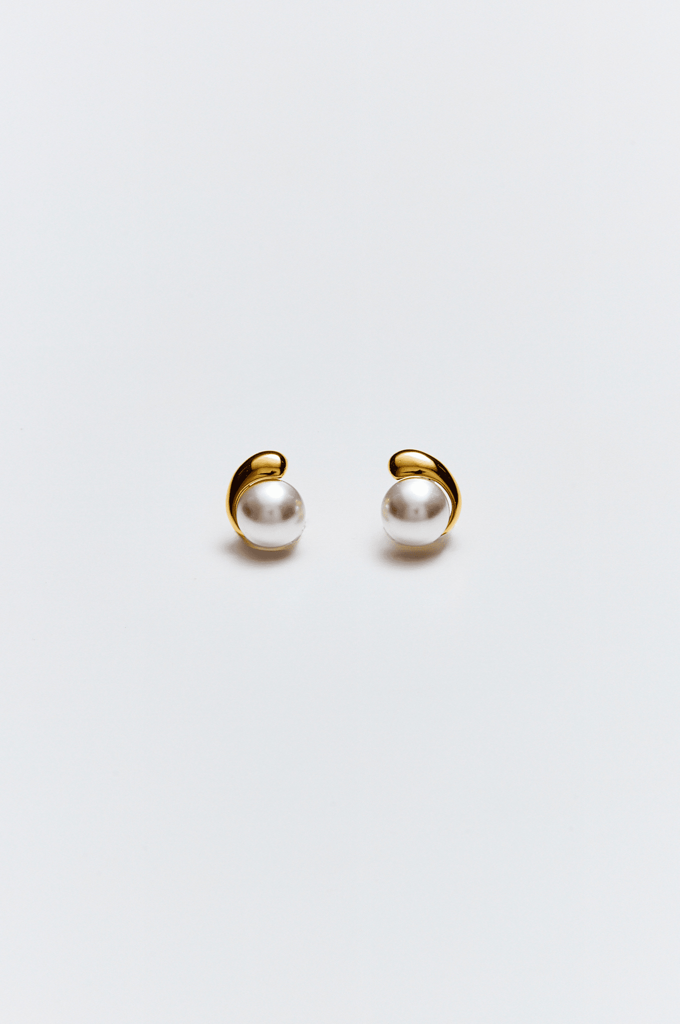 Lara & Ela | Revolutionary Earrings - Lara & Ela