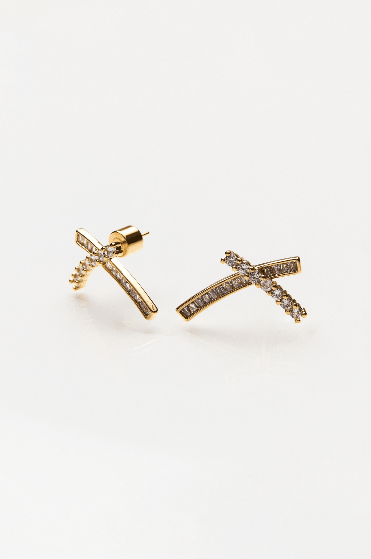 Lara & Ela I Cross My Heart Gold Earrings - Lara & Ela
