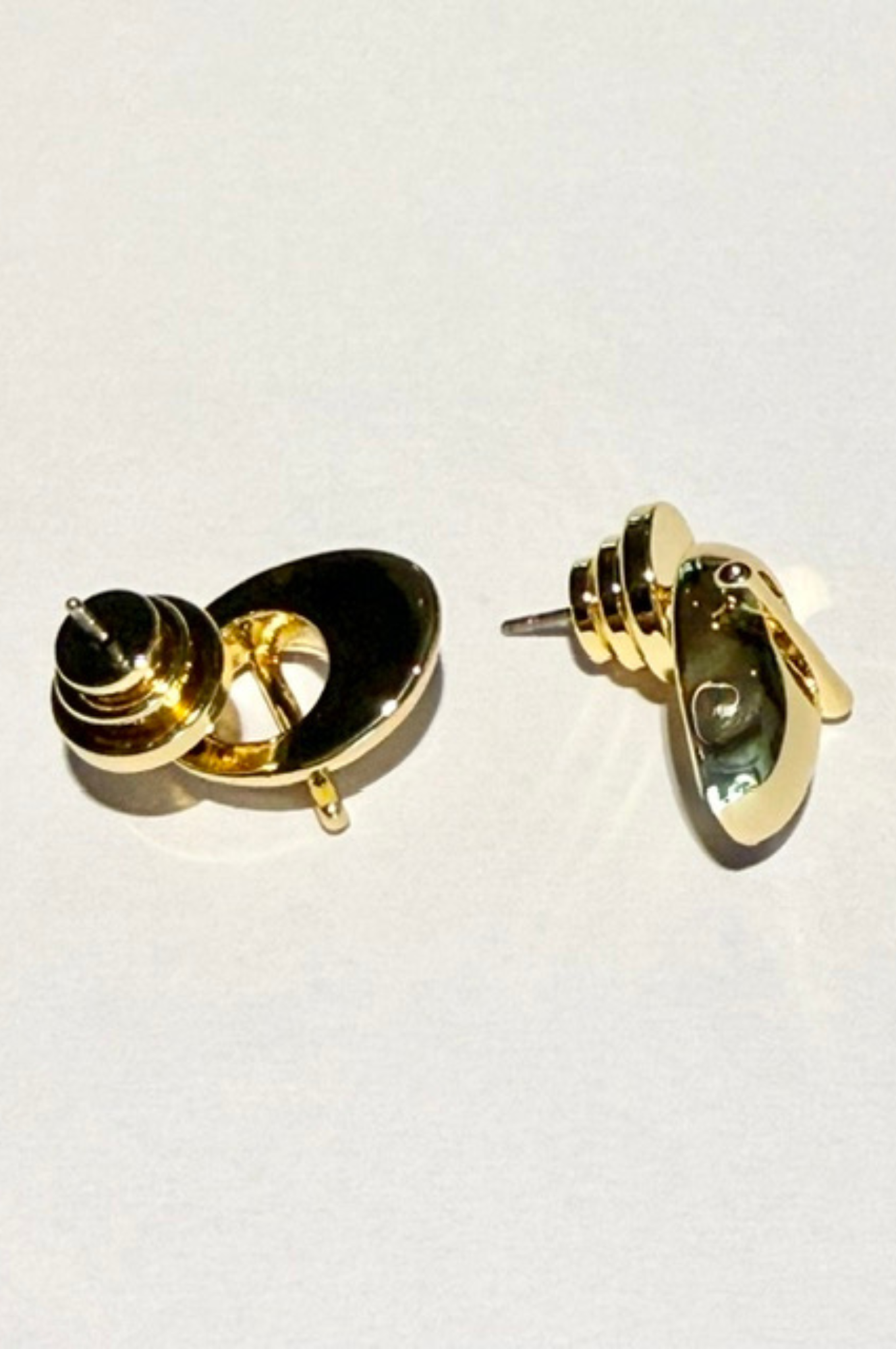 Lara & Ela | Stop Earrings