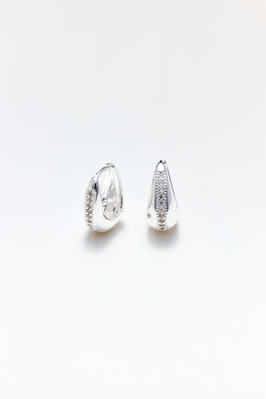 Lara & Ela | Kappa Earrings - Lara & Ela