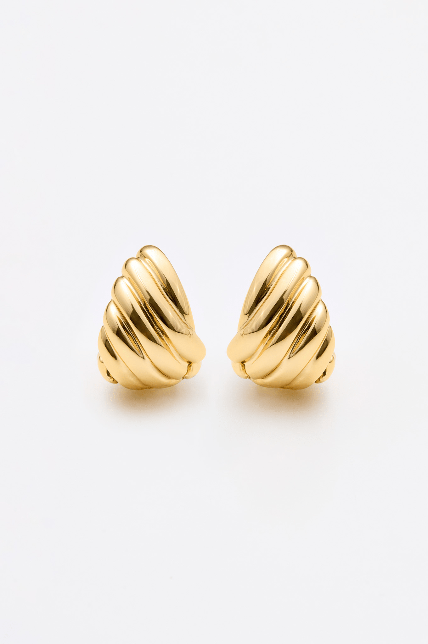 Lara & Ela | One Last Kiss Earrings - Lara & Ela