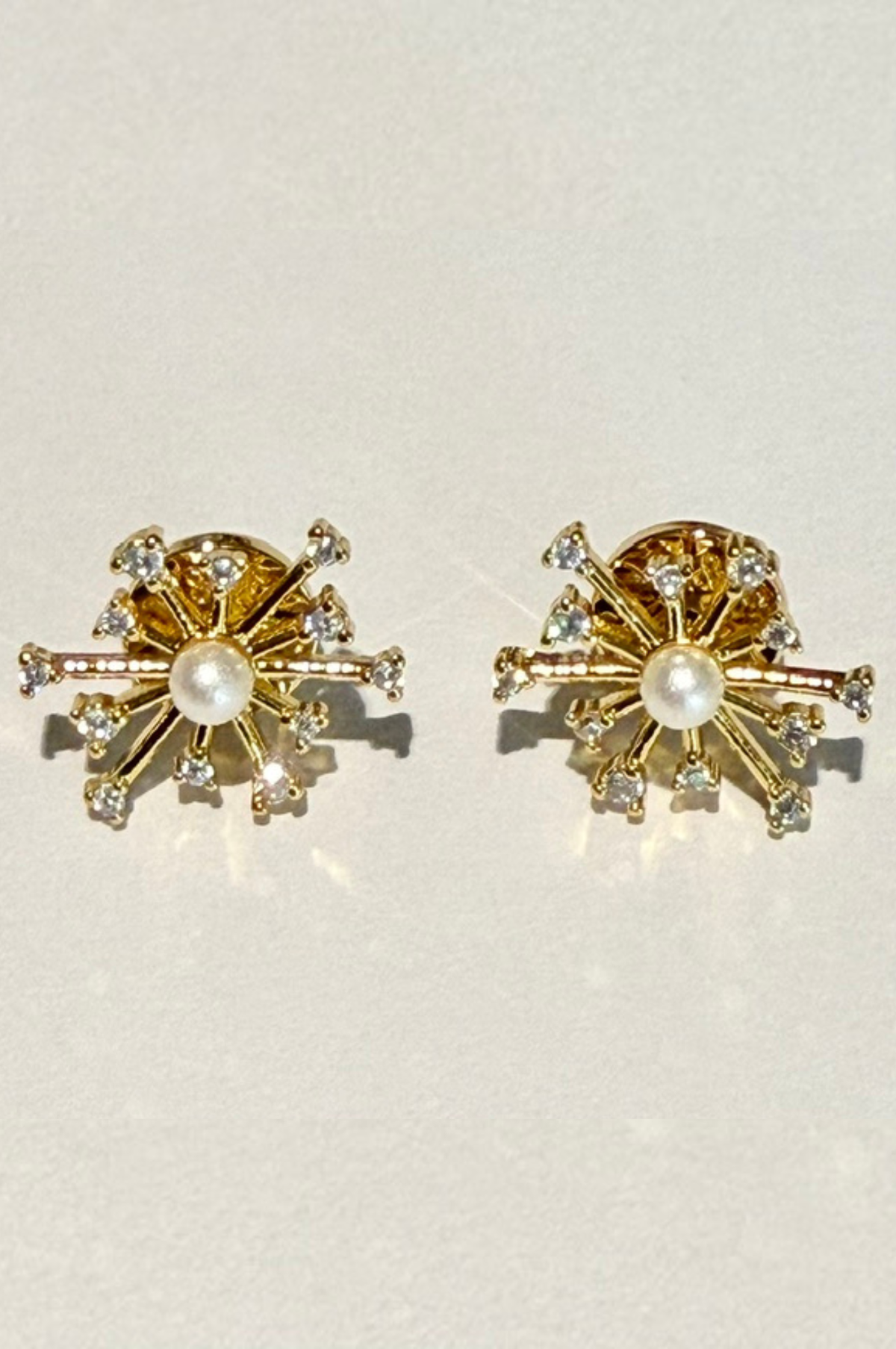 Lara & Ela | Scent Of A First Date Earrings