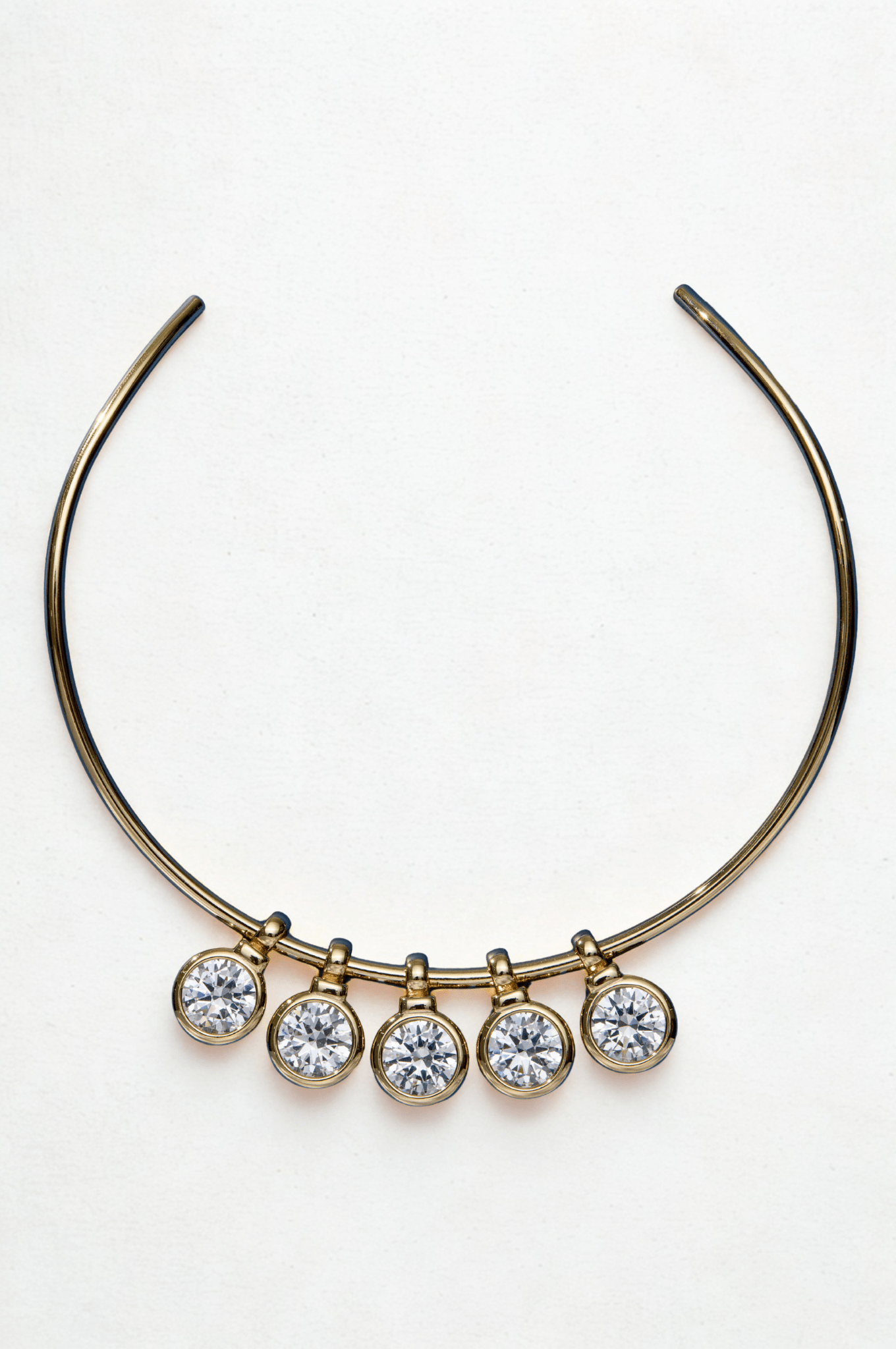 Lara & Ela | Round Bezel Pendant - Lara & Ela
