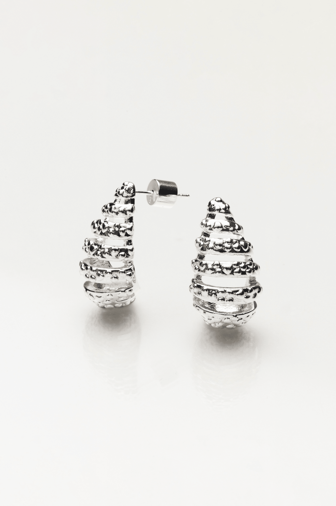 Lara & Ela | Queen B Earrings - Lara & Ela