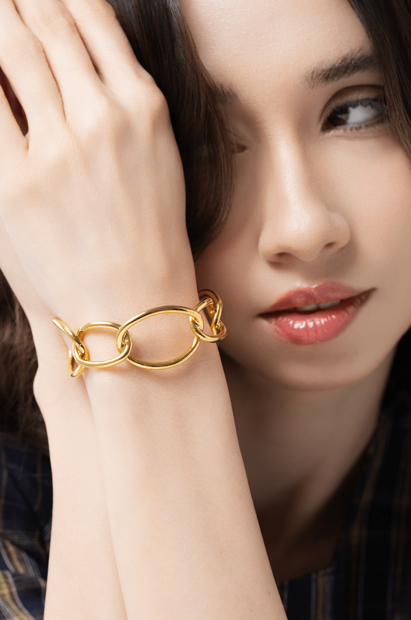 Lara & Ela | Arc Bangle - Lara & Ela