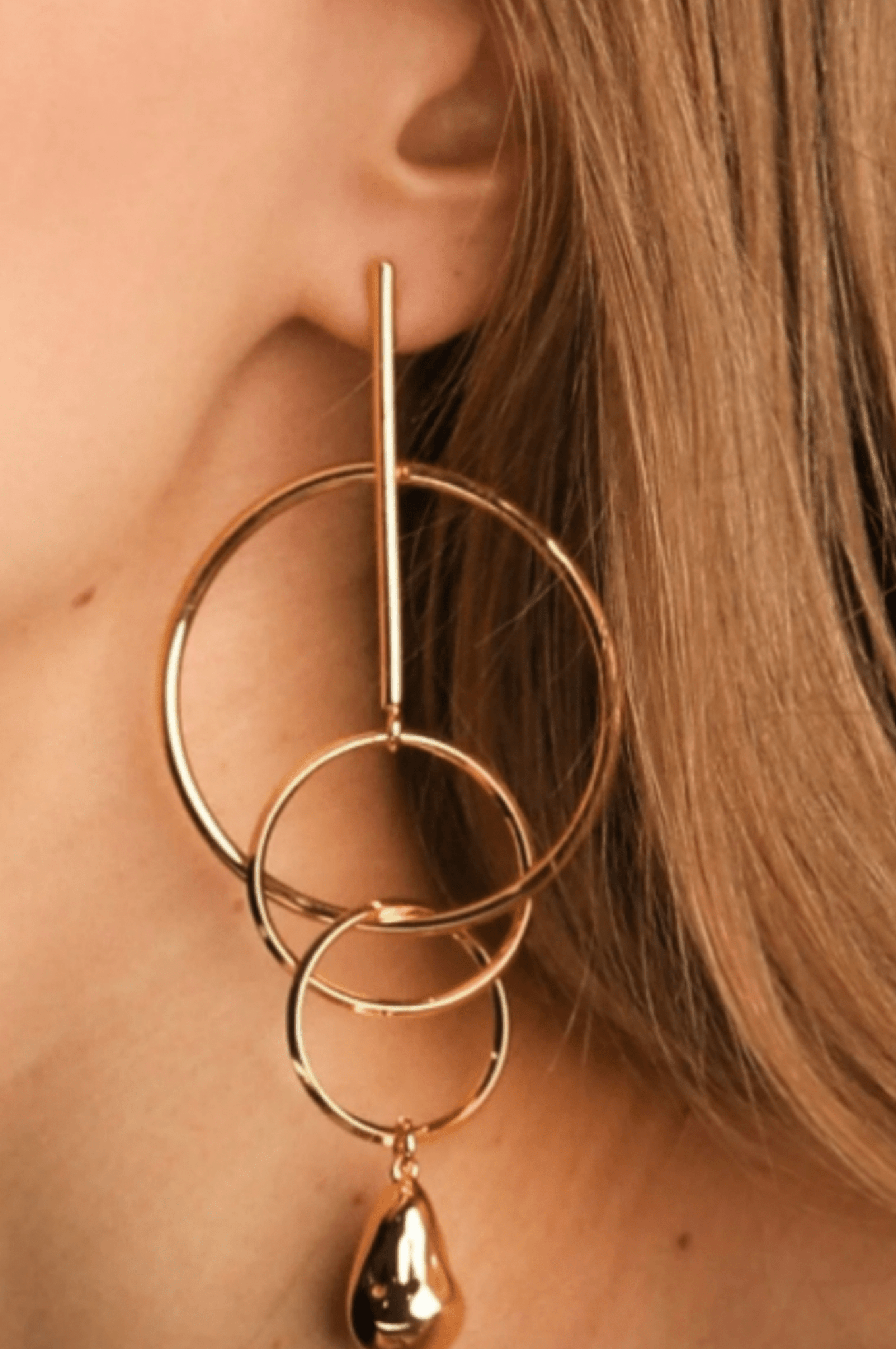 Lara & Ela | Anitta Gold Earrings - Lara & Ela