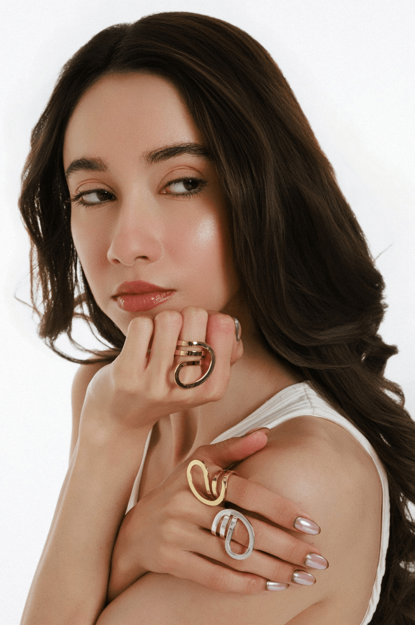Lara & Ela | Keisha Too Ring - Lara & Ela