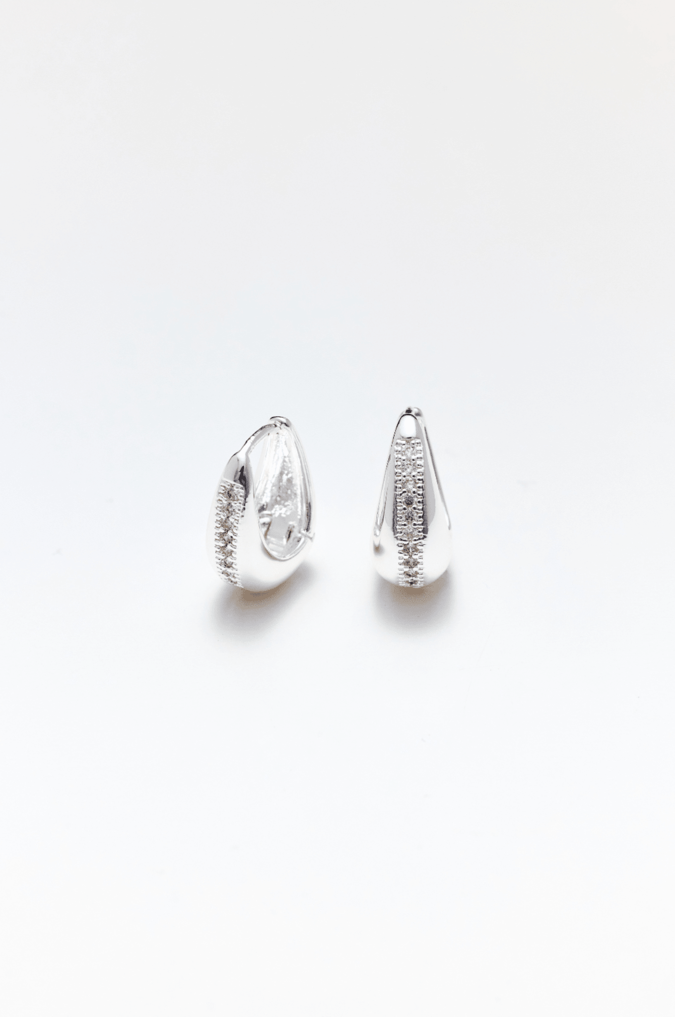Lara & Ela | Kappa Earrings - Lara & Ela