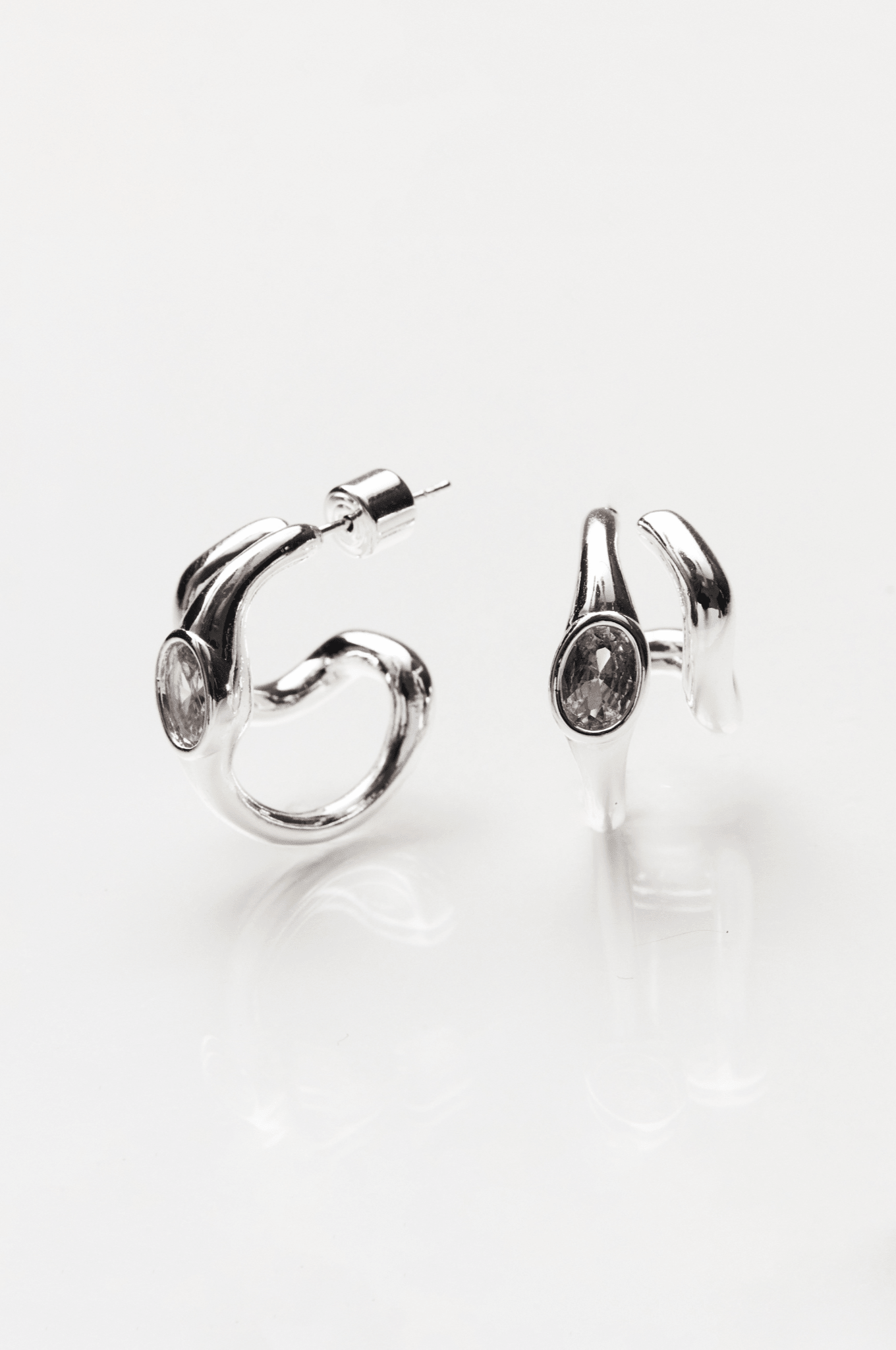 Lara & Ela I Hugs Earrings - Lara & Ela