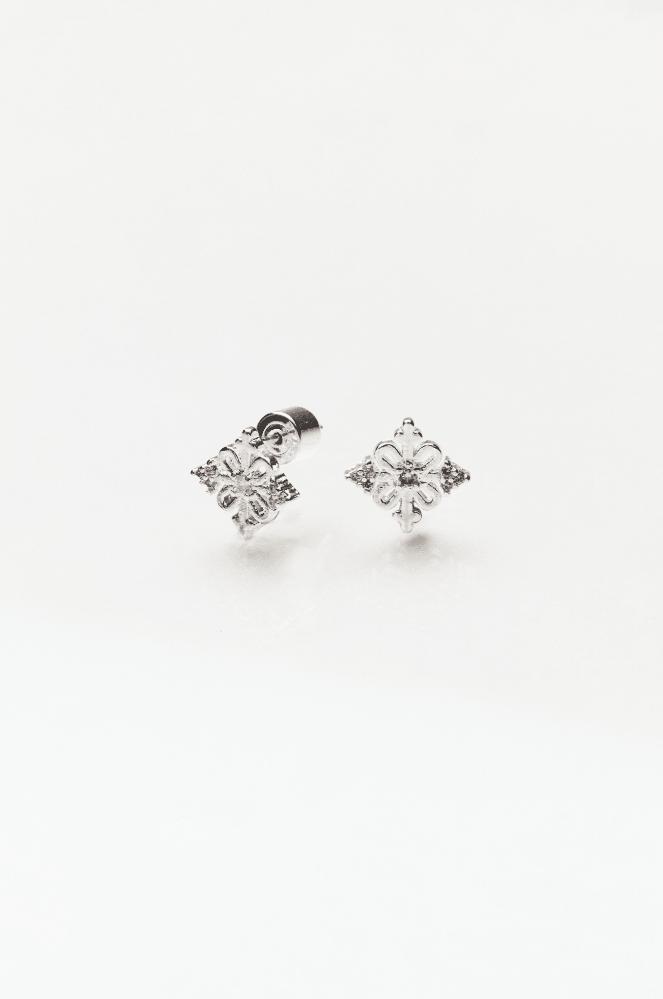 Lara & Ela | Georgina Earrings - Lara & Ela