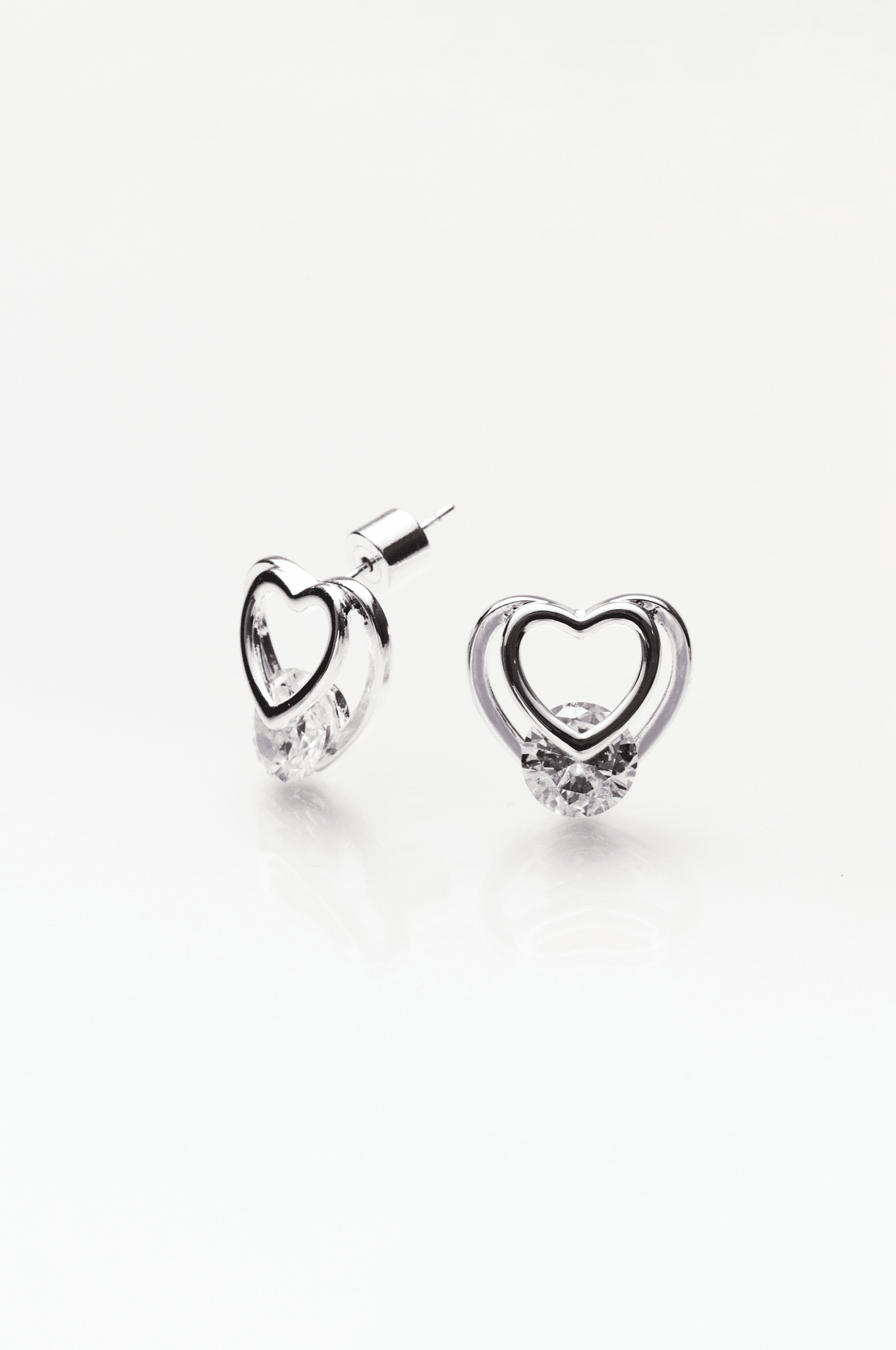 Lara & Ela | Fall In Love Earrings - Lara & Ela