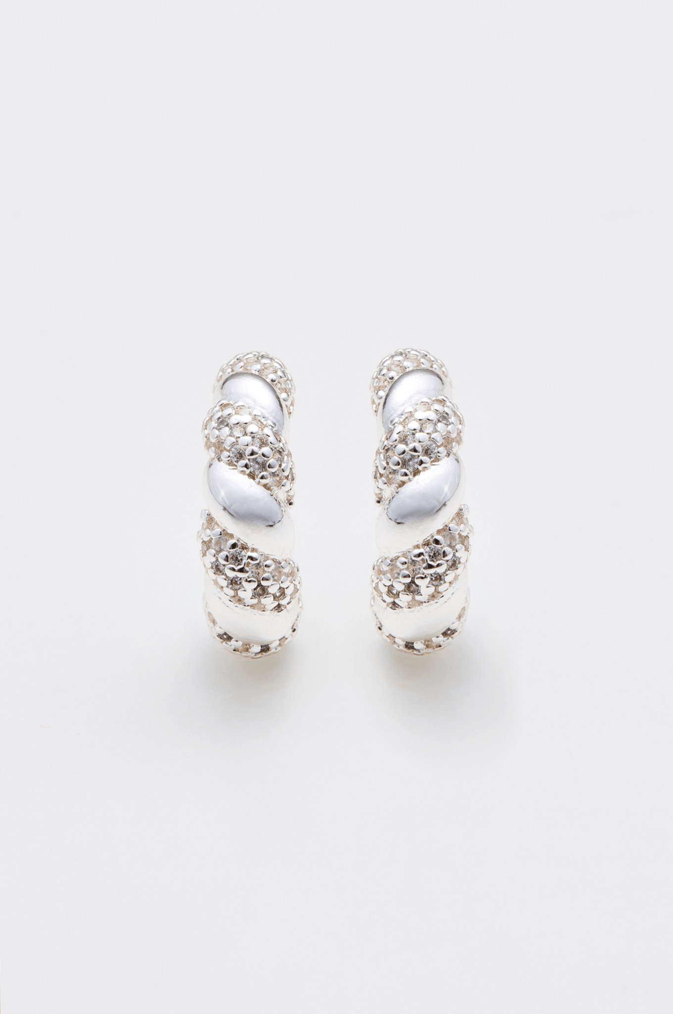 Lara & Ela | Halo Earrings - Lara & Ela