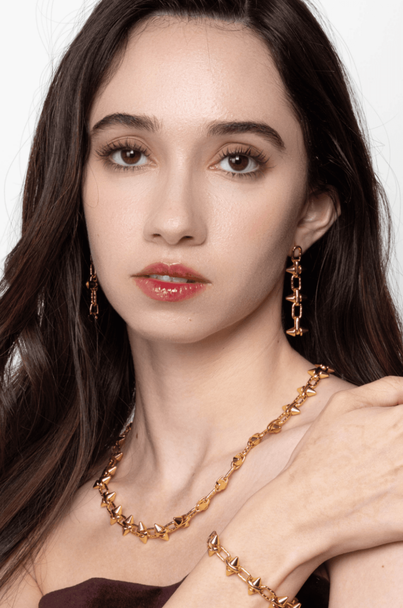 Lara & Ela | Madonna Necklace - Lara & Ela