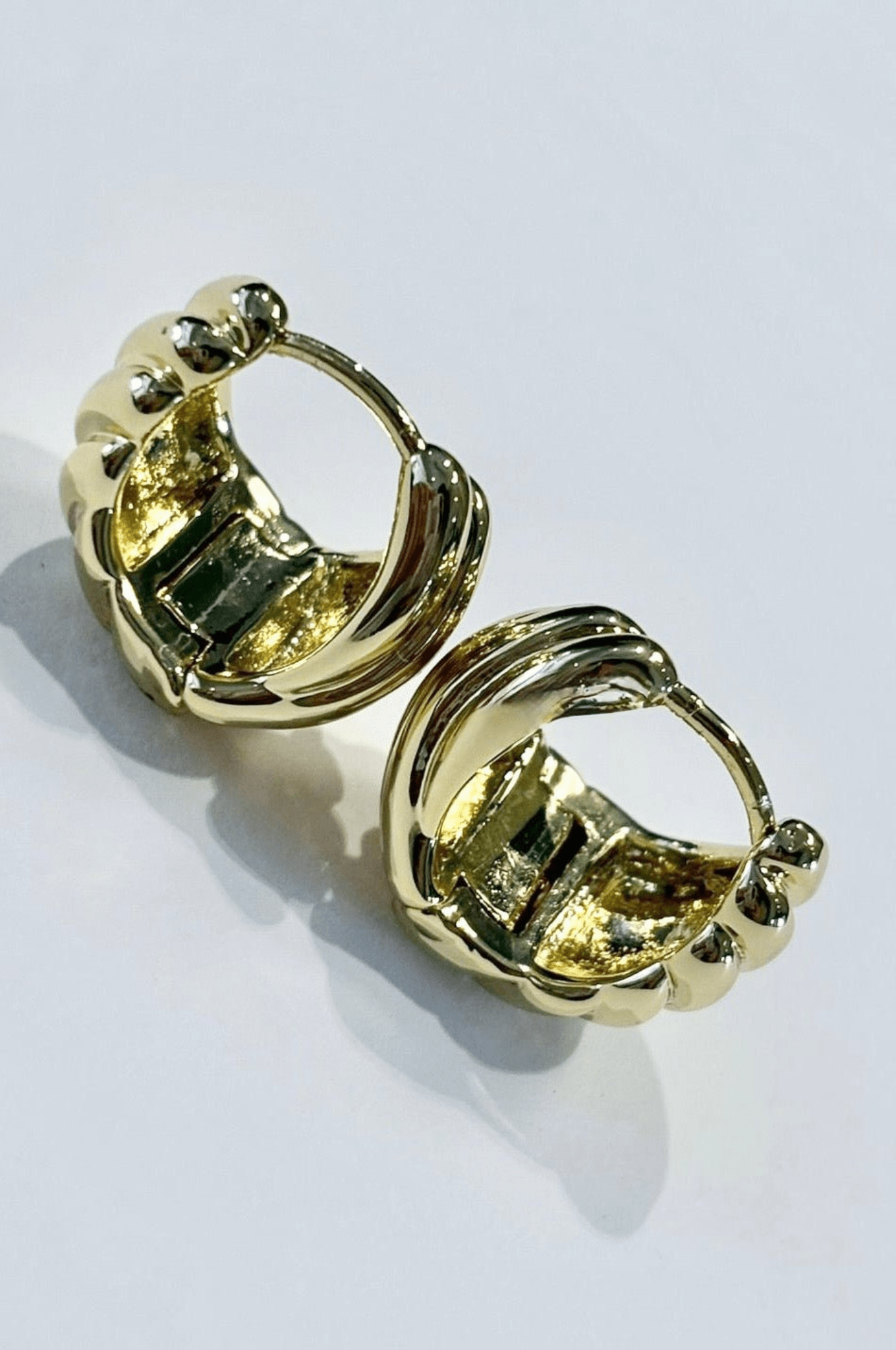 Lara & Ela | One Last Kiss Earrings - Lara & Ela