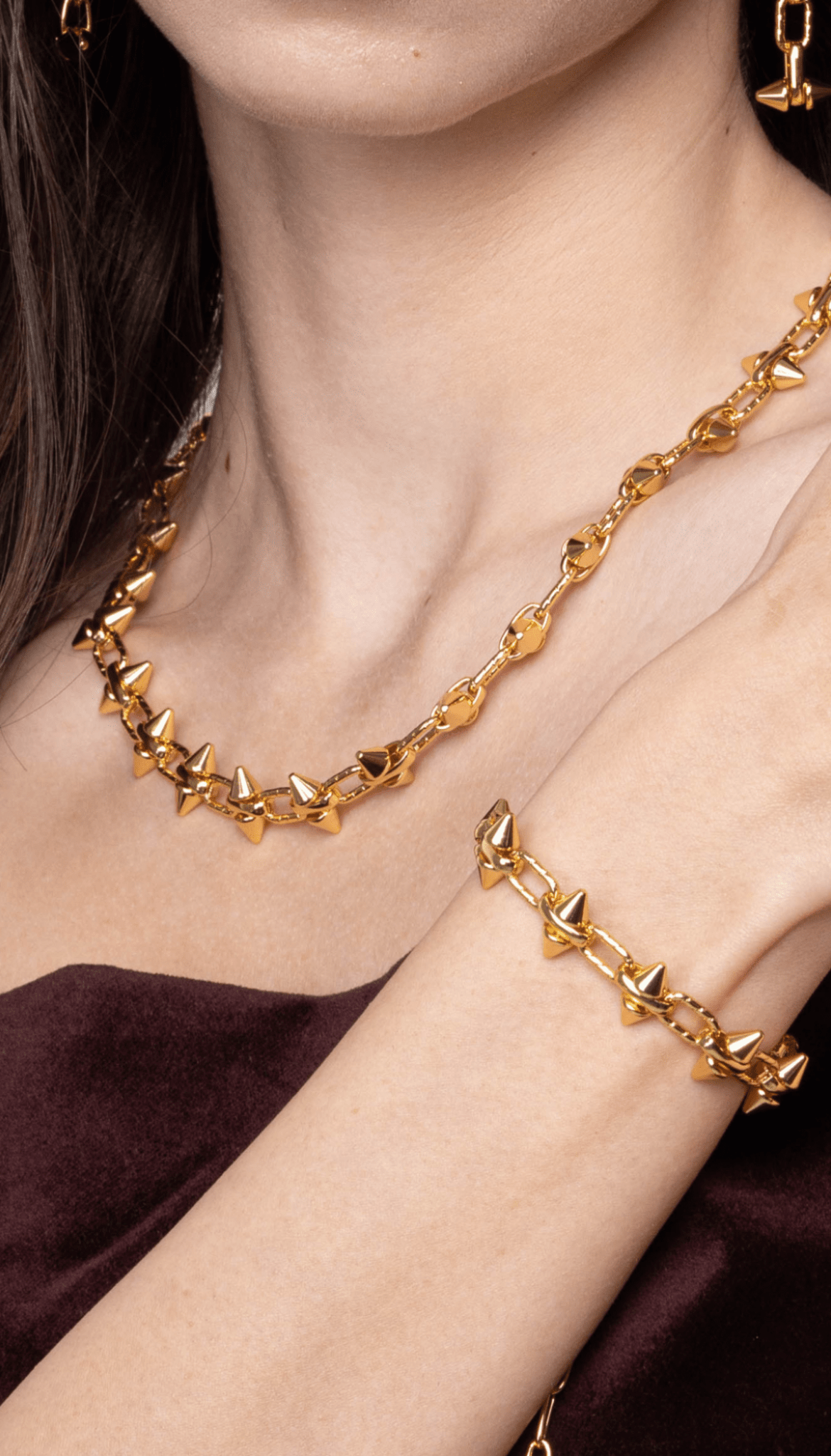 Lara & Ela | Madonna Necklace - Lara & Ela