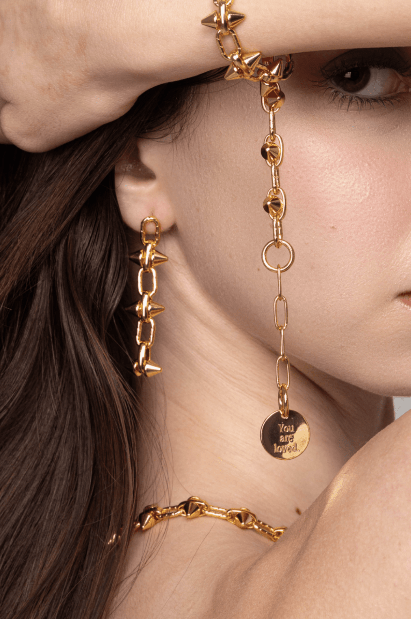 Lara & Ela | Madonna Necklace - Lara & Ela
