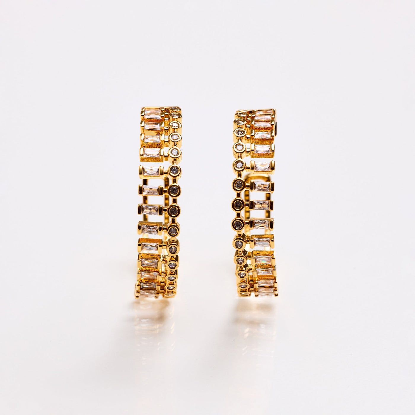 Lara & Ela | Bo Gold Earrings - Lara & Ela