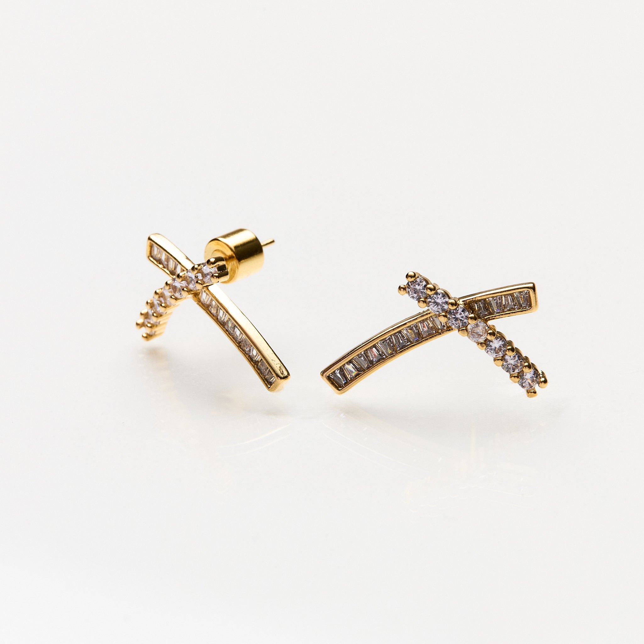 Lara & Ela I Cross My Heart Gold Earrings - Lara & Ela