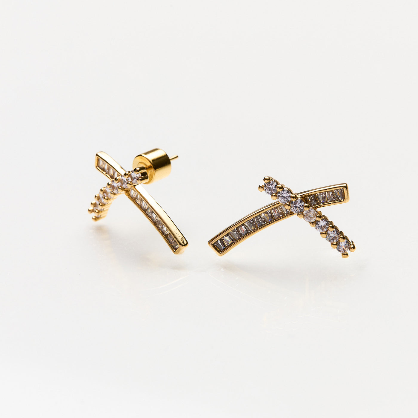 Lara & Ela I Cross My Heart Gold Earrings - Lara & Ela