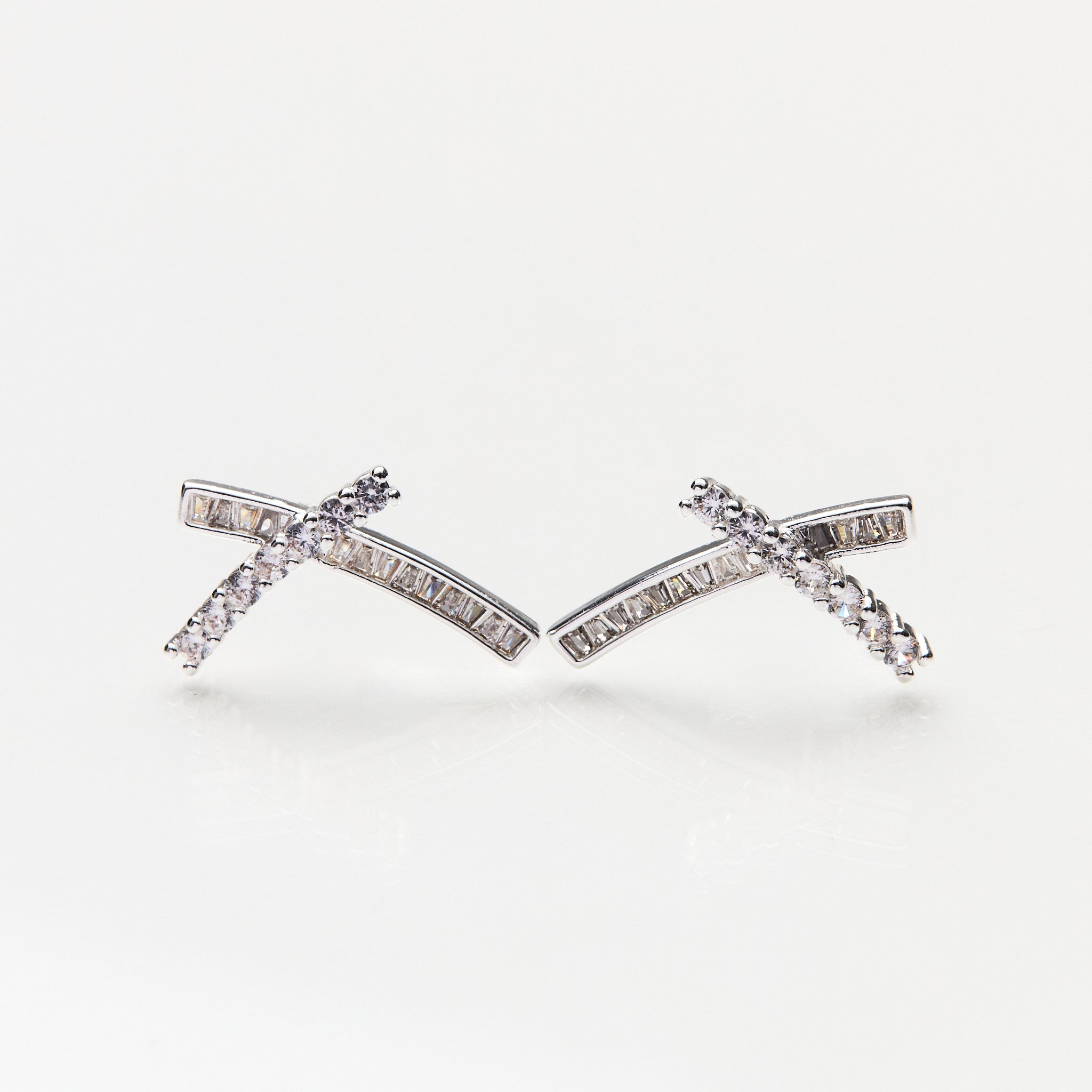Lara & Ela I Cross My Heart Silver Earrings - Lara & Ela