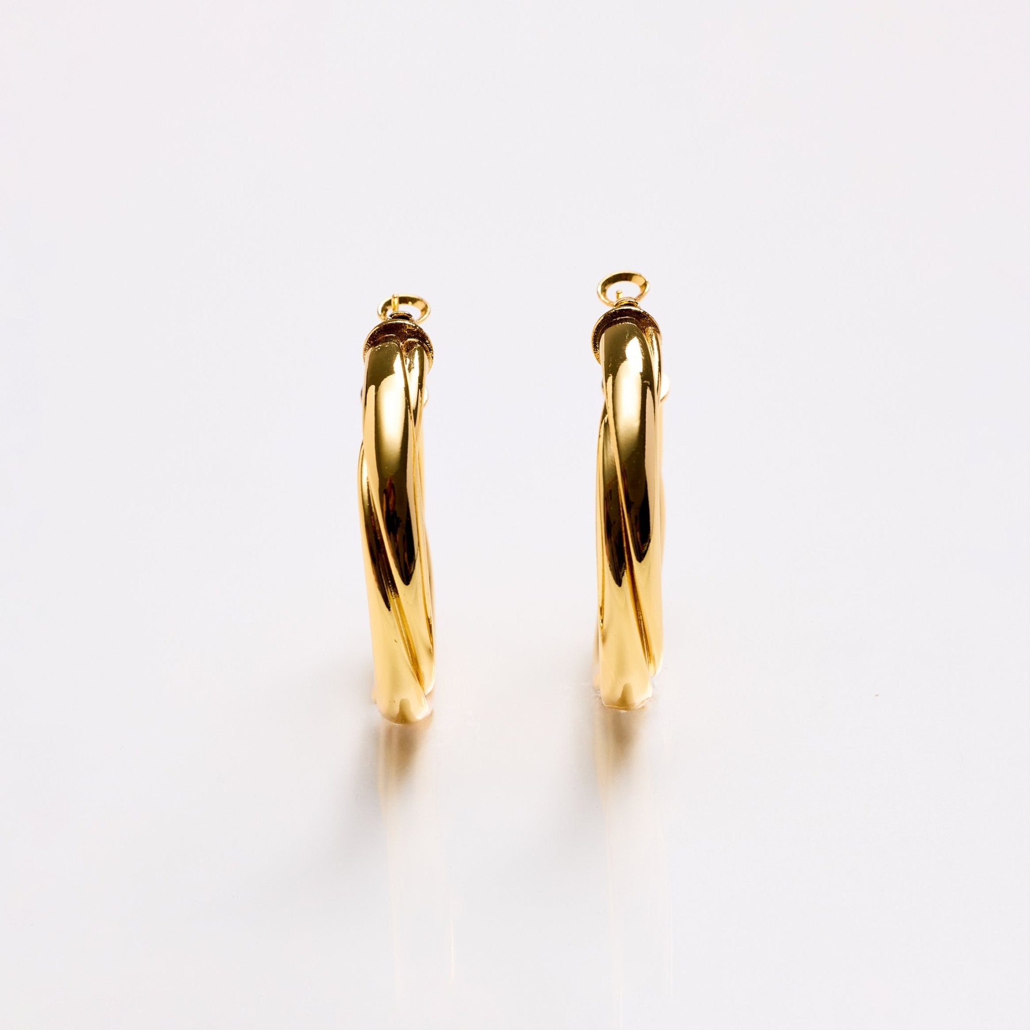Lara & Ela | Dannii Gold Earrings - Lara & Ela