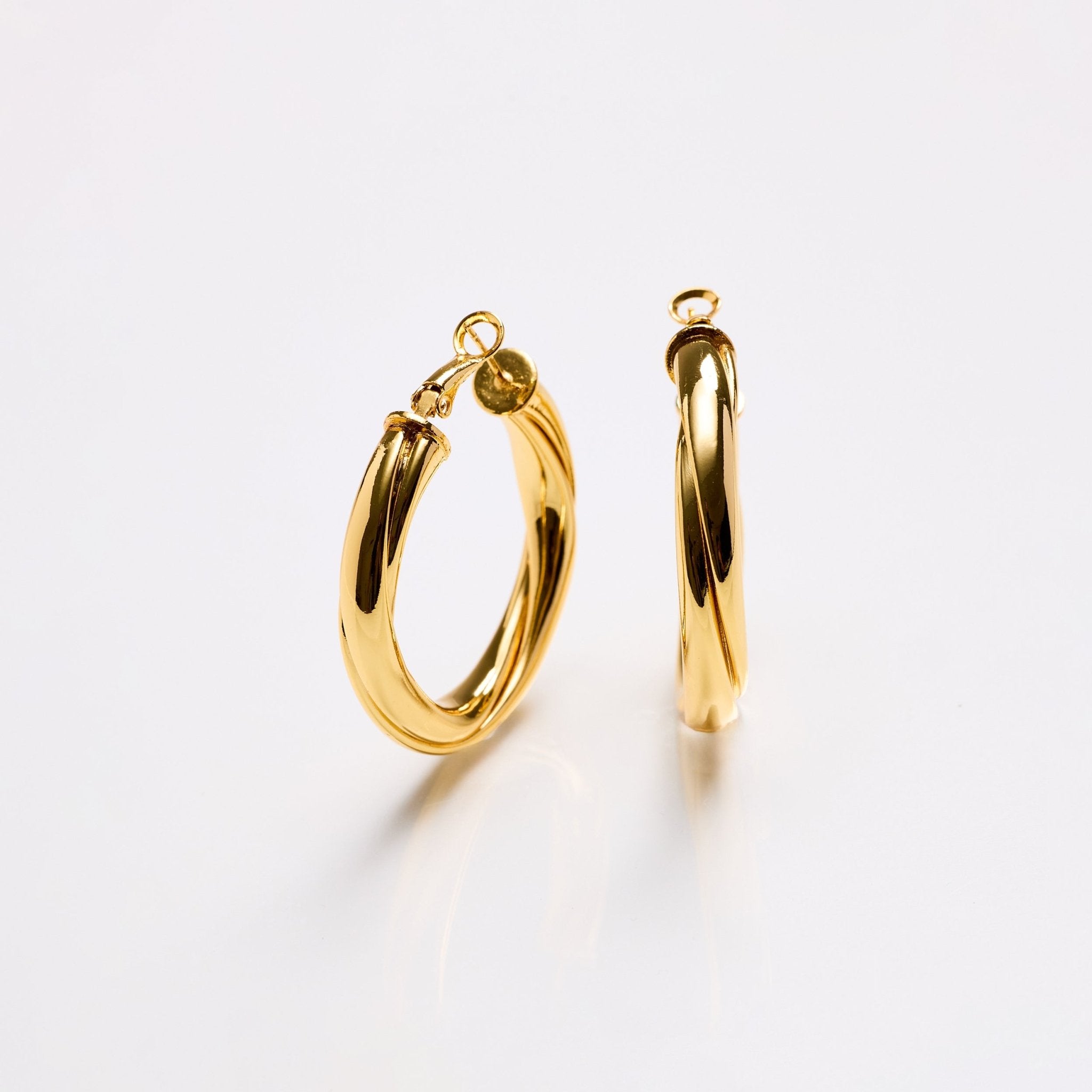 Lara & Ela | Dannii Gold Earrings - Lara & Ela