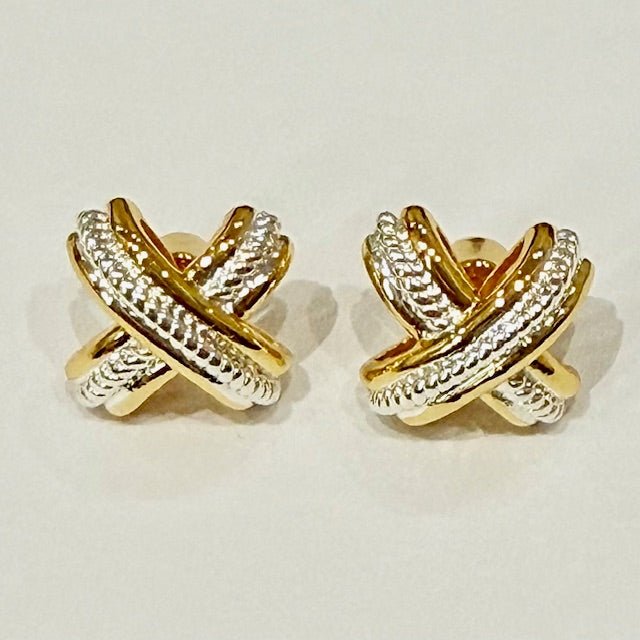 Lara & Ela | Delta Gold Earrings - Lara & Ela