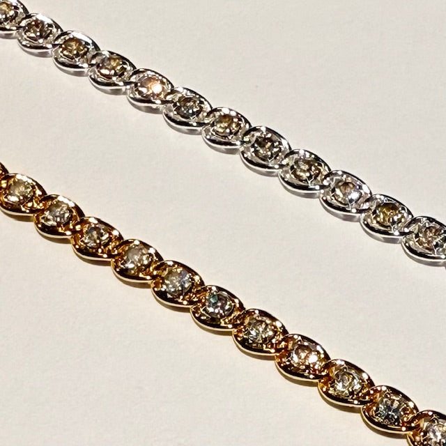 Lara & Ela | Don't Blink S | Necklace