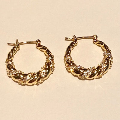 Lara & Ela I Endless Love Gold Earrings