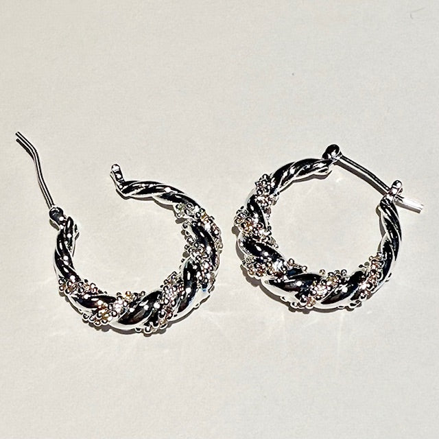 Lara & Ela I Endless Love Silver Earrings