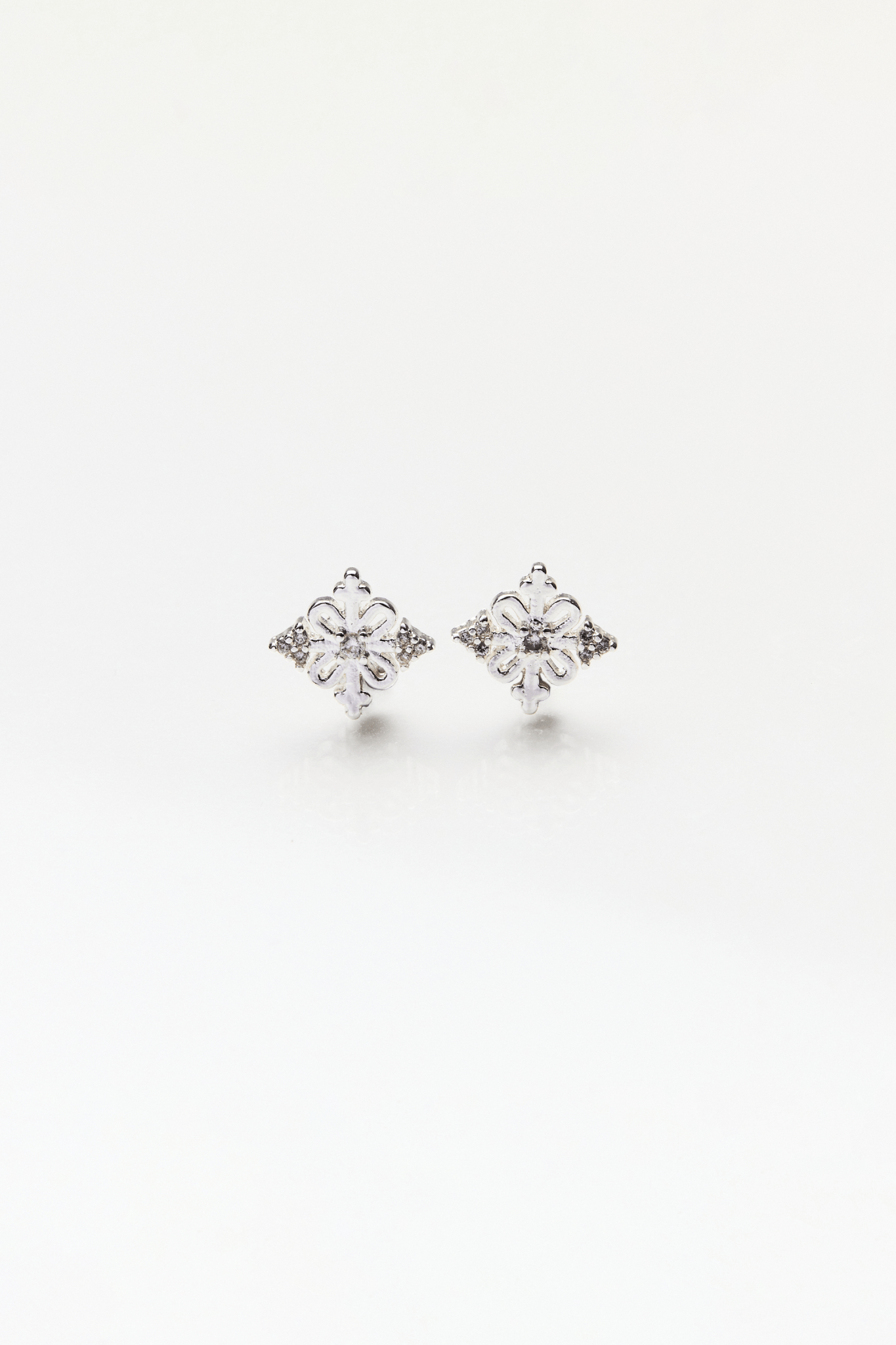 Lara & Ela | Georgina Earrings - Lara & Ela
