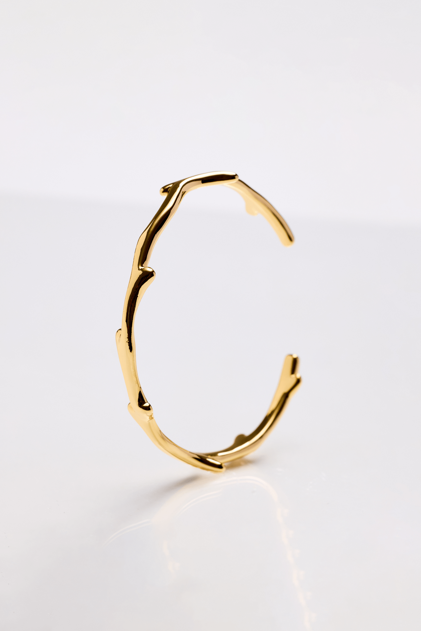 Lara & Ela | Head Over Heels Bangle - Lara & Ela