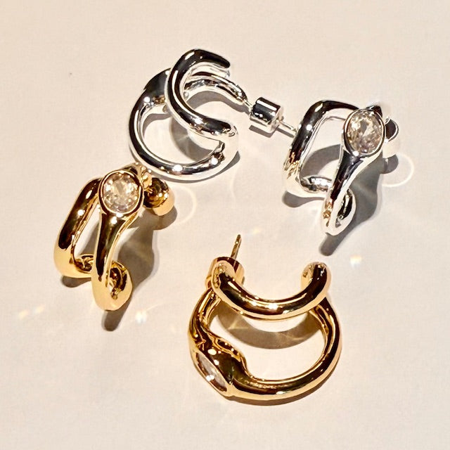 Lara & Ela I Hugs Gold I Earrings