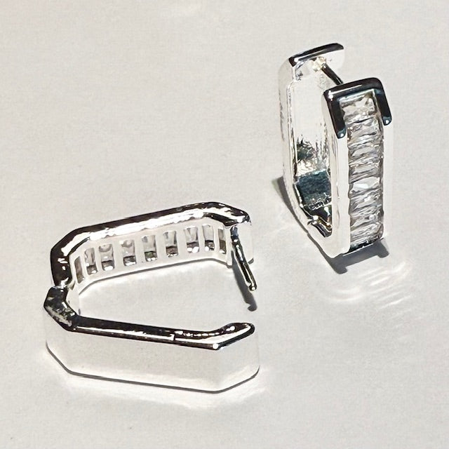 Lara & Ela I Lithe Silver Earrings