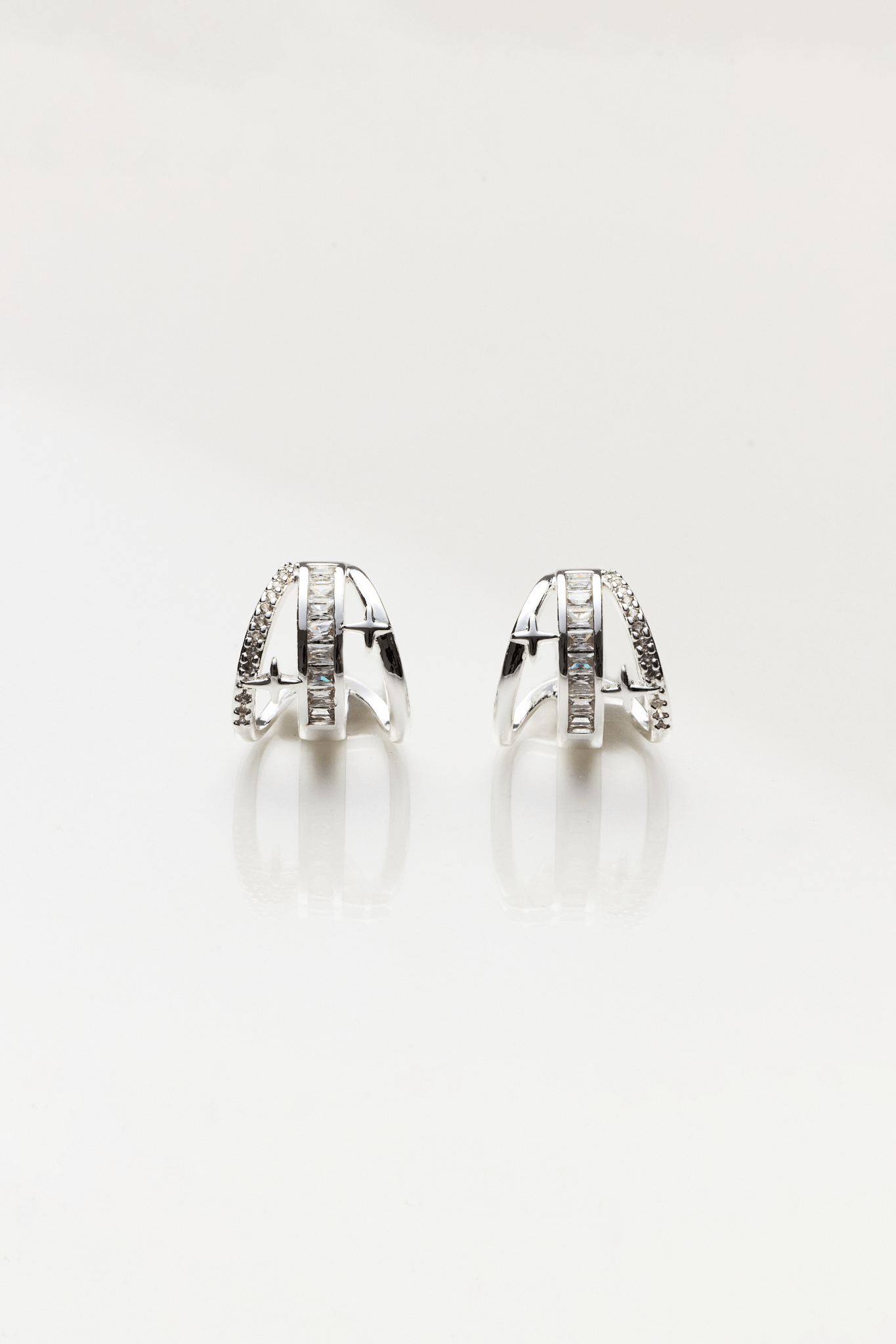 Lara & Ela | It's You Earrings - Lara & Ela