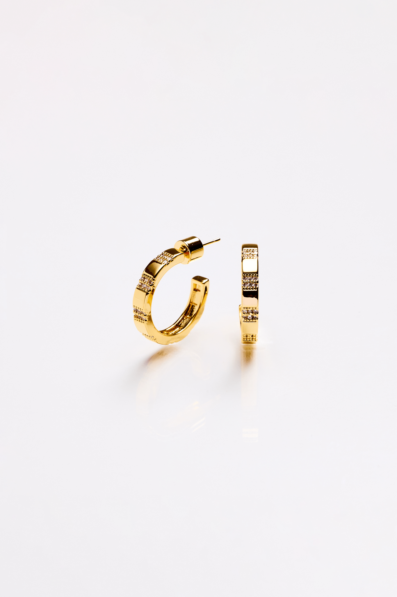 Lara & Ela | Lean On Me Earrings - Lara & Ela